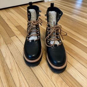 Marc Fisher LTD Izzie Ankle Boot, size 8